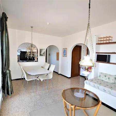 Holiday home Maddy Lloret 8 Personas Costa Lloret de Mar
